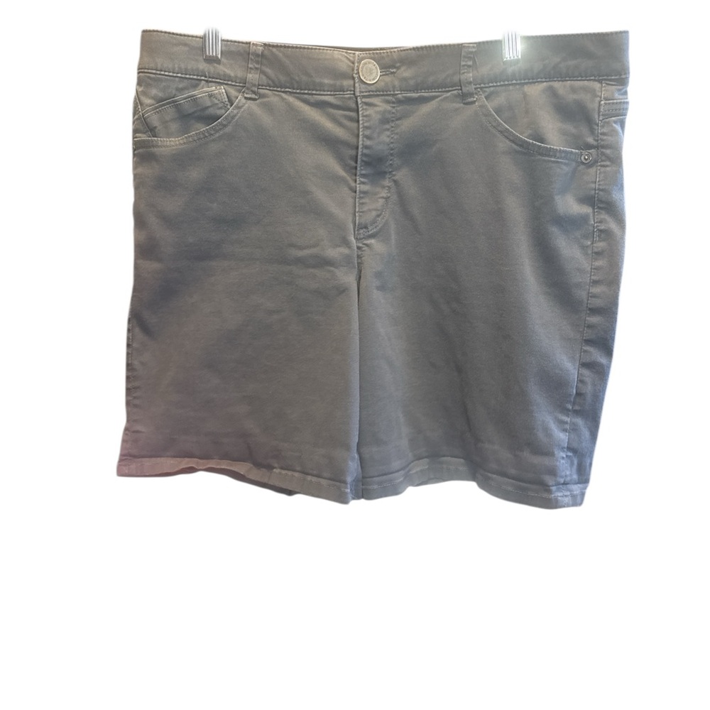 Wit & Wisdom Gray High-Rise Bermuda Shorts - Picture 5 of 13
